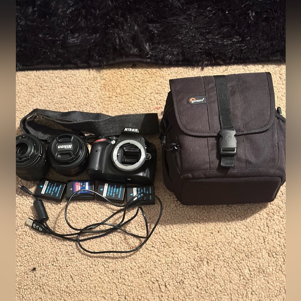 i'm trying to sell to afford a new camera no problems and works great